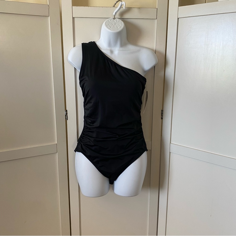 Time And Tru 1 PC MISSY black slimming Swim Suit Size M 8-10 NWT